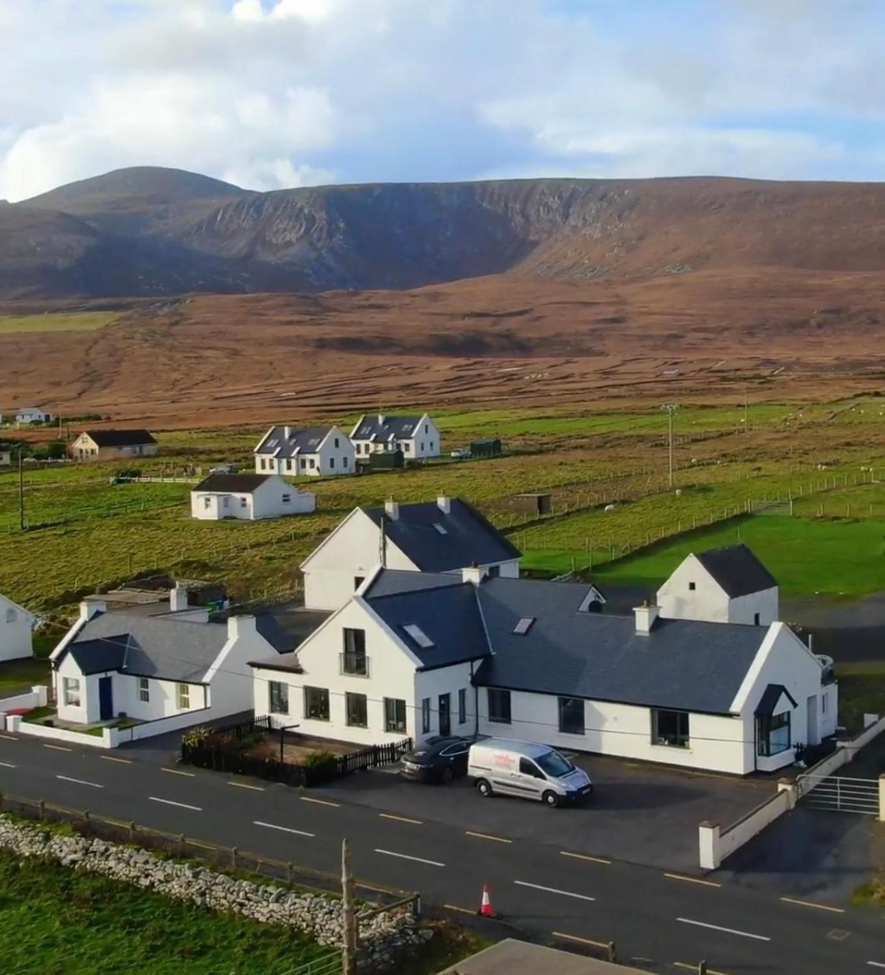 Teach Cruachan Large-Group Holiday Home Dooagh Exteriér fotografie